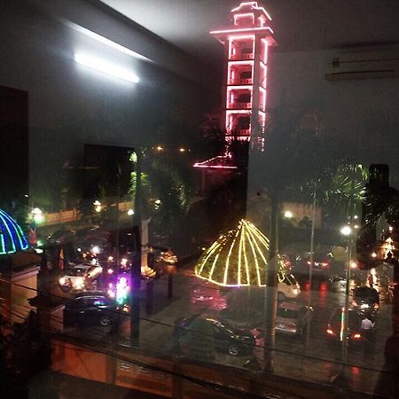 Sunflower Hotel นิญบิ่ญ ภายนอก รูปภาพ