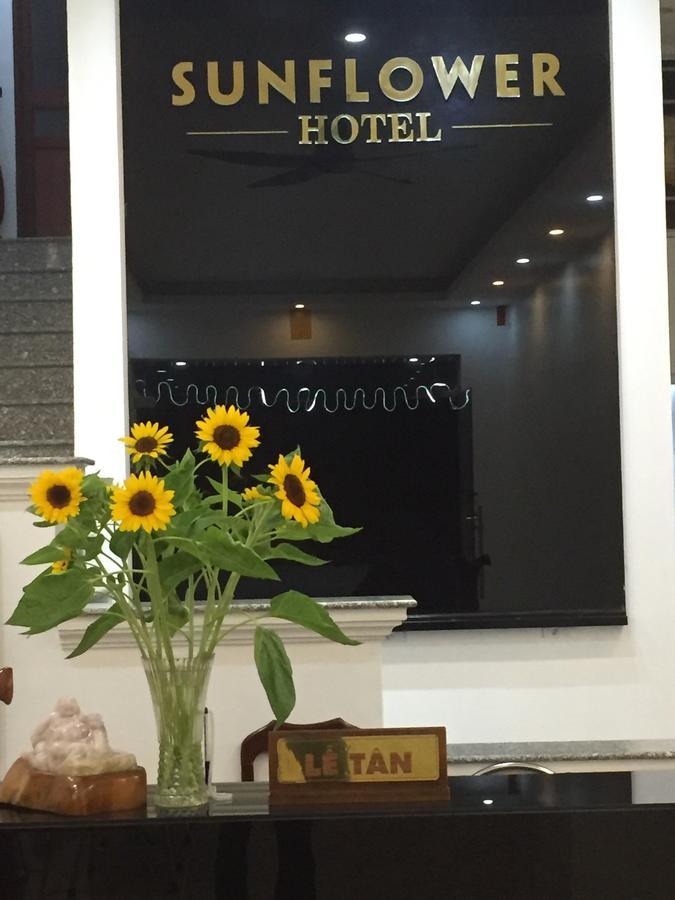 Sunflower Hotel นิญบิ่ญ ภายนอก รูปภาพ